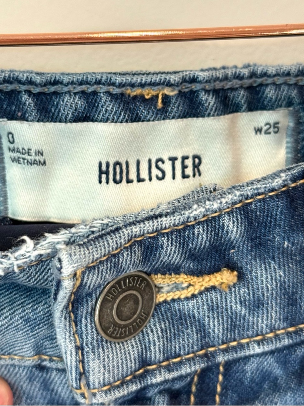 Hollister Light Blue Denim Mini Skirt Pink Bow Embroidered Details - Size 0 - Picture 4 of 13